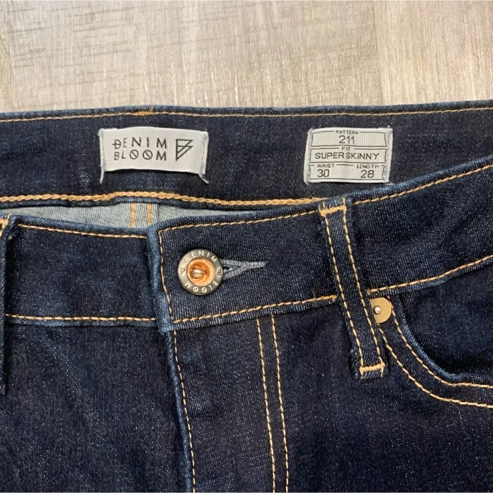 denim bloom 211 super skinny dark wash je… - Picture 7 of 9